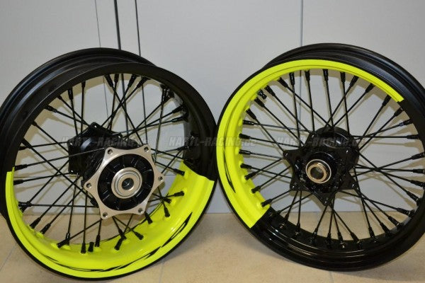 KITE tubeless Räder - 690/700/701 "BColor"