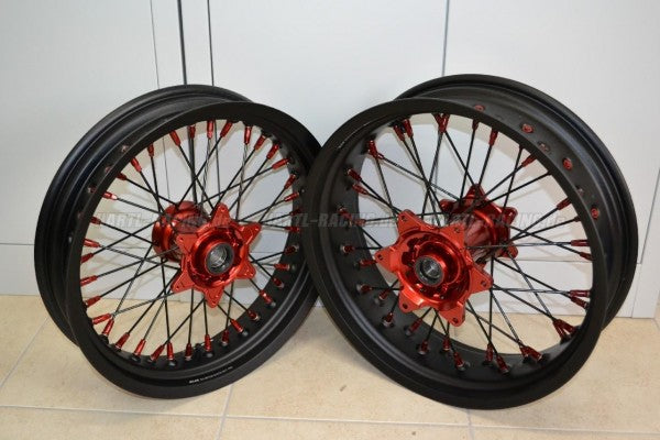 KITE tubeless Räder - KTM 690 Duke & Husqvarna Vitpilen 701 "Ride"