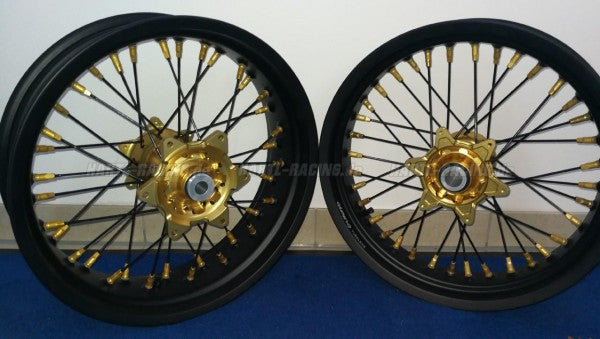 KITE tubeless Räder - KTM 690 Duke & Husqvarna Vitpilen 701 "Ride"