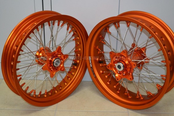 KITE tubeless Räder - KTM 690 Duke & Husqvarna Vitpilen 701 "Ride"